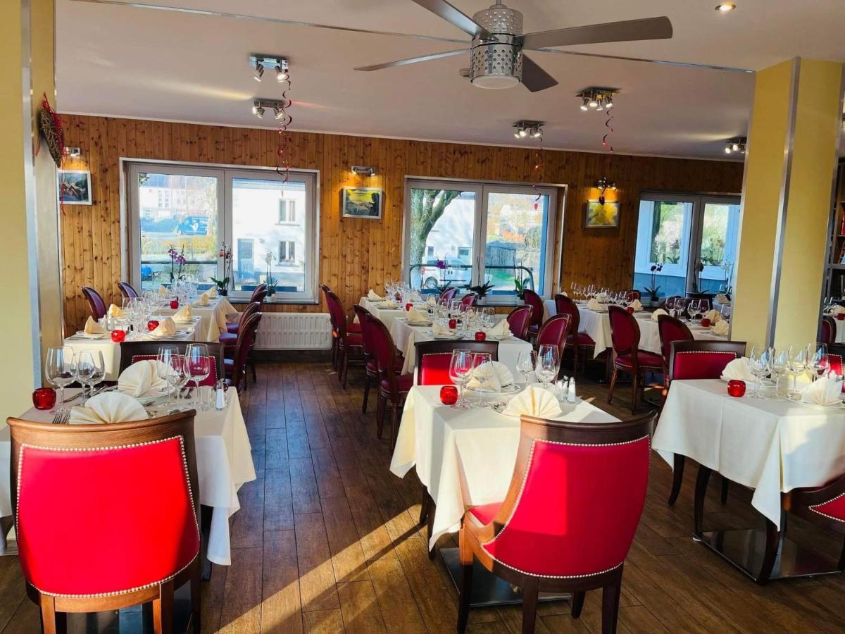 Hotel Aux Beaux Rivages En Gaume Lacuisine Exterior foto