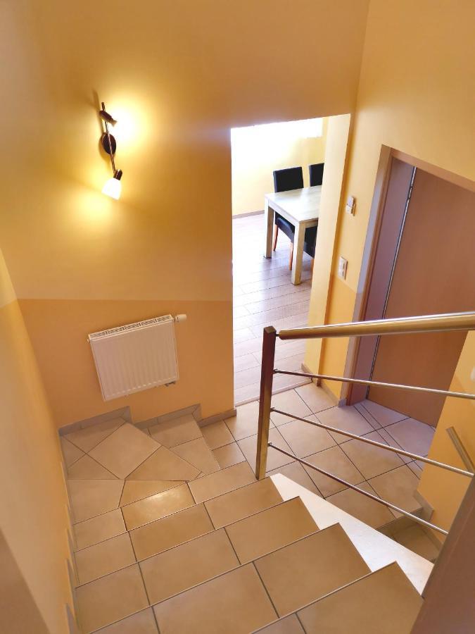 Hotel Aux Beaux Rivages En Gaume Lacuisine Exterior foto
